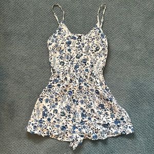 Floral Blue & White Romper Size 2